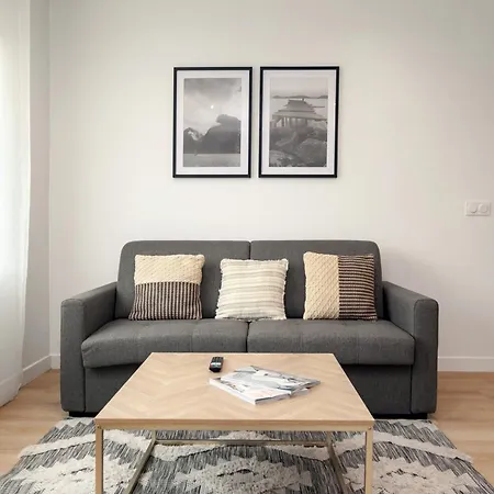 Nouveau Duplex A 2 Minutes Du Rer شقة اُنتوني